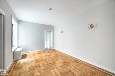 1BR Multi-Family for Sale in Manhattan, NY