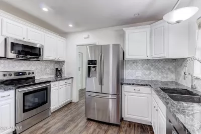 3BR House for Sale in Phoenix, AZ