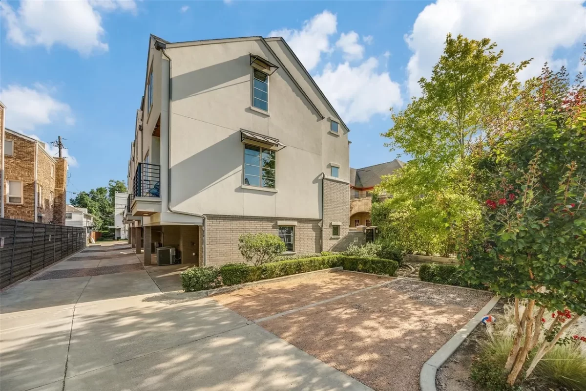 3BR Condo for Rent in Dallas, TX