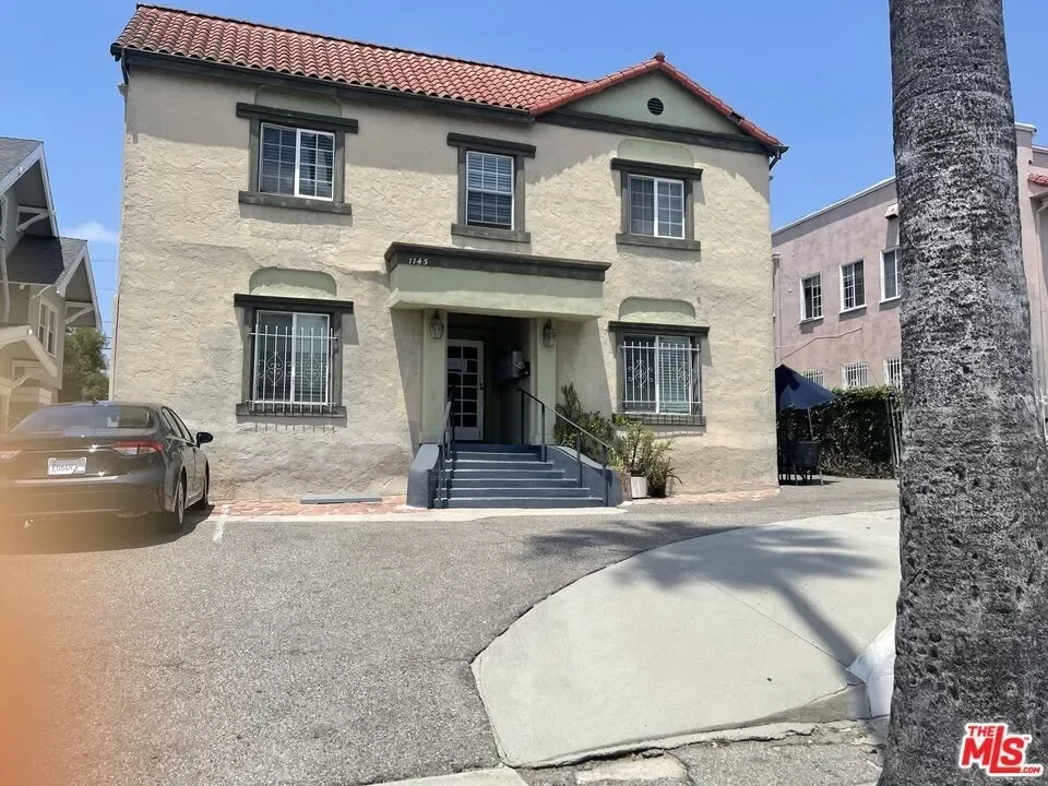 2BR Condo for Rent in Los Angeles, CA