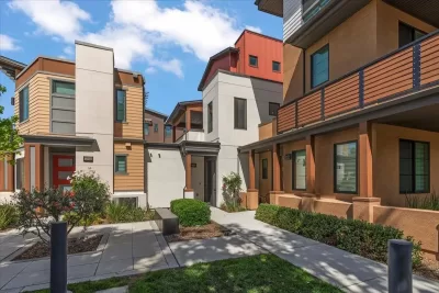 2BR Condo for Sale in Los Gatos, CA