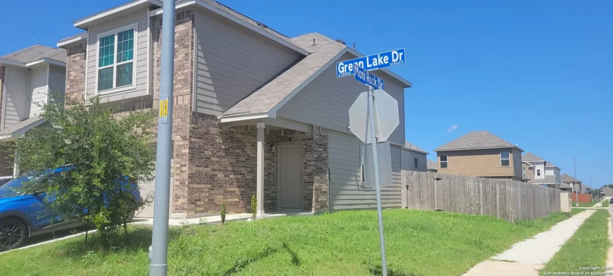 3BR House for Sale in San Antonio, TX