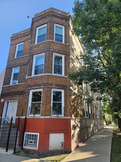 2BR Condo for Rent in Chicago, IL