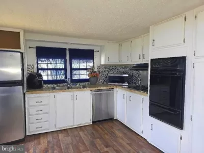 2BR Mobile Home for Sale in West Deptford, NJ