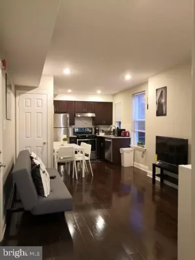 2BR Townhouse for Rent in Philadelphia, PA