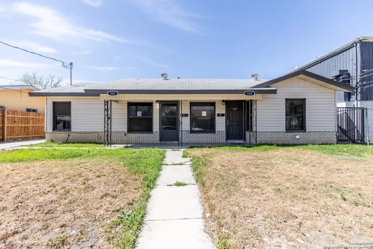 2BR House for Rent in San Antonio, TX