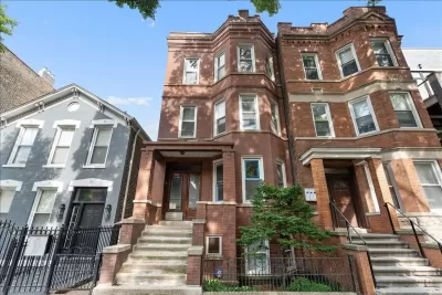 2BR House for Rent in Chicago, IL