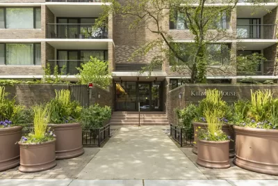 2BR Condo for Sale in Chicago, IL