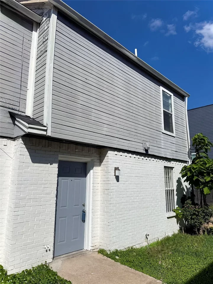2BR Condo for Rent in Dallas, TX