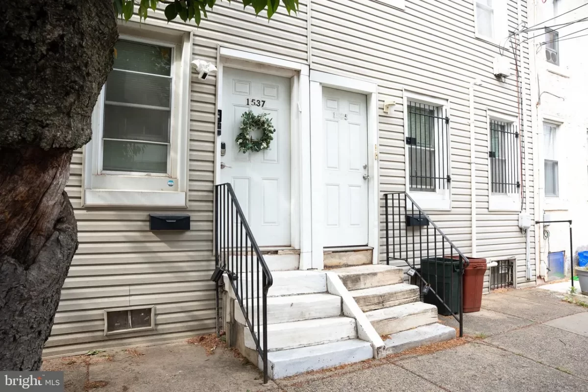 3BR Townhouse for Rent in Philadelphia, PA