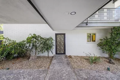 2BR Condo for Sale in Phoenix, AZ
