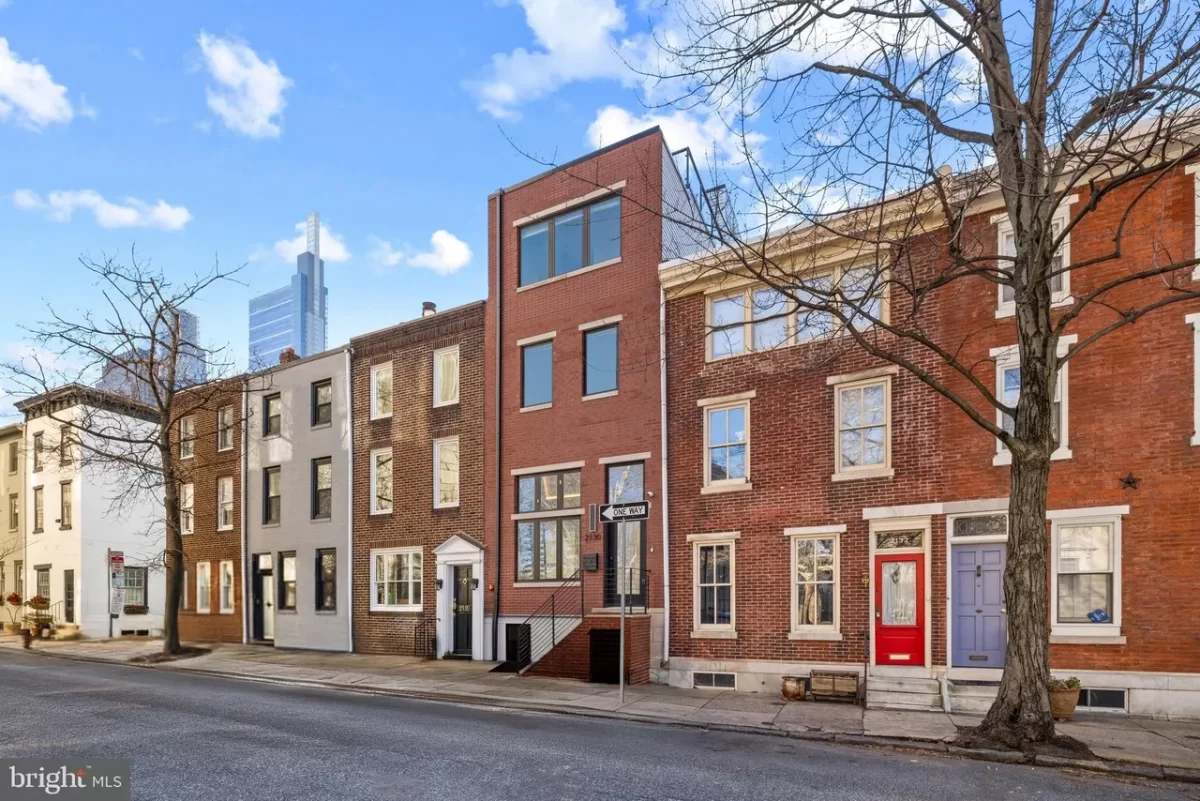 3BR Townhouse for Sale in Philadelphia, PA