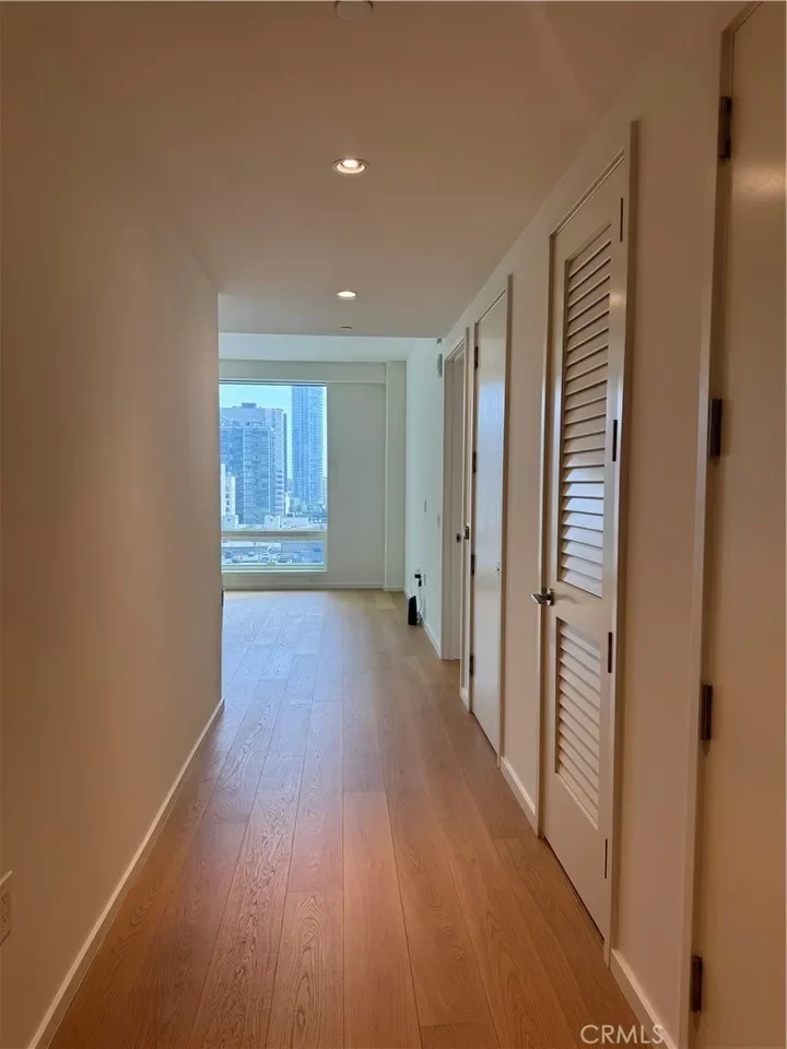 2BR House for Rent in Los Angeles, CA