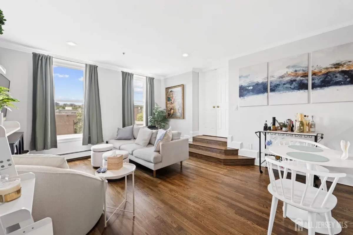2BR Condo for Sale in Hoboken, NJ
