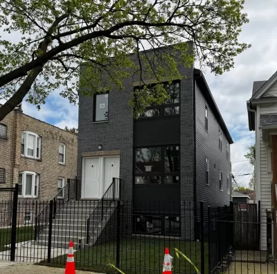 6BR Multi-Family for Sale in Chicago, IL