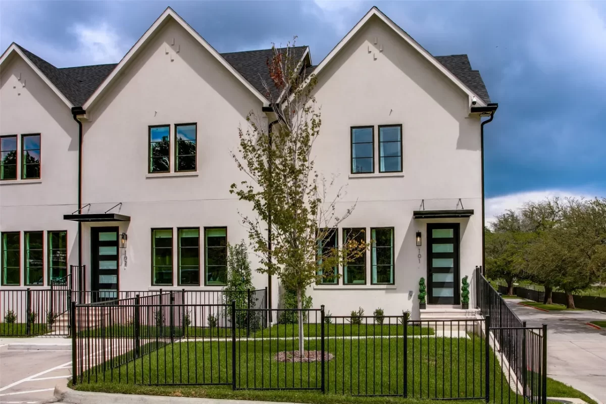 2BR Condo for Sale in Dallas, TX