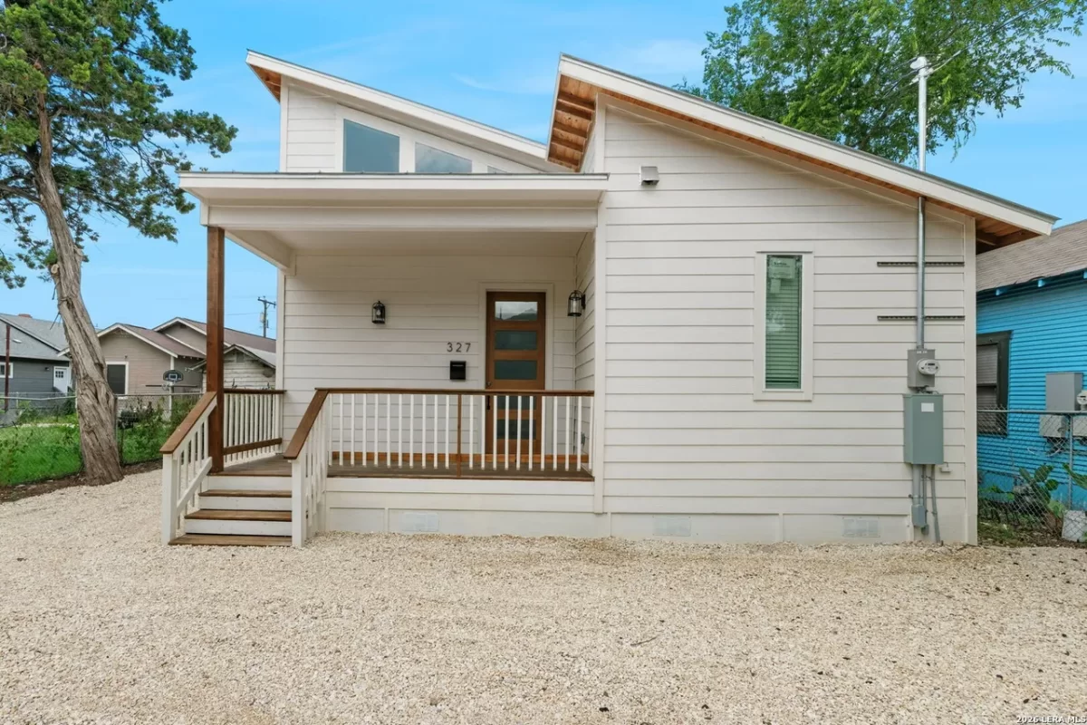2BR House for Rent in San Antonio, TX