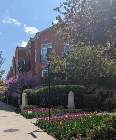 2BR Condo for Rent in Chicago, IL