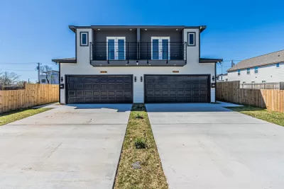 4BR Townhouse for Rent in Dallas, TX