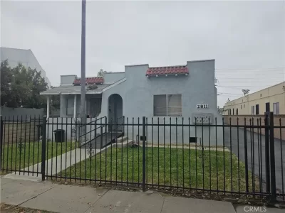 6BR Multi-Family for Sale in South Gate, CA