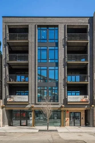 2BR Condo for Rent in Chicago, IL