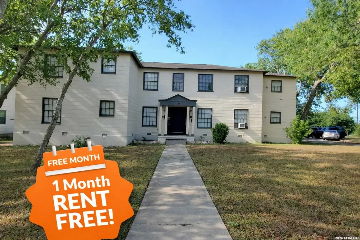 2BR House for Rent in San Antonio, TX
