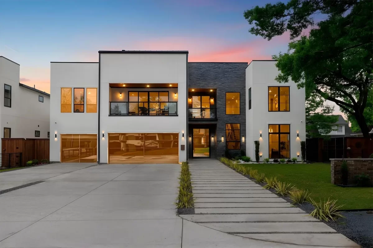 6BR House for Sale in Dallas, TX
