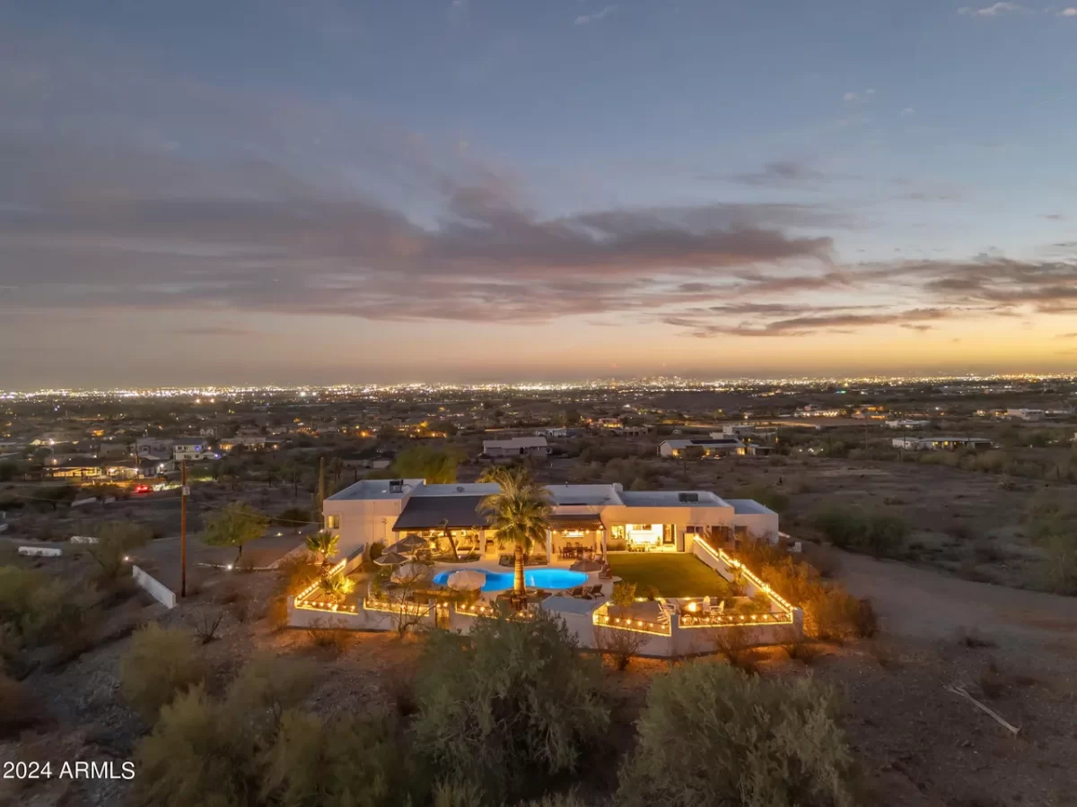 5BR House for Sale in Phoenix, AZ