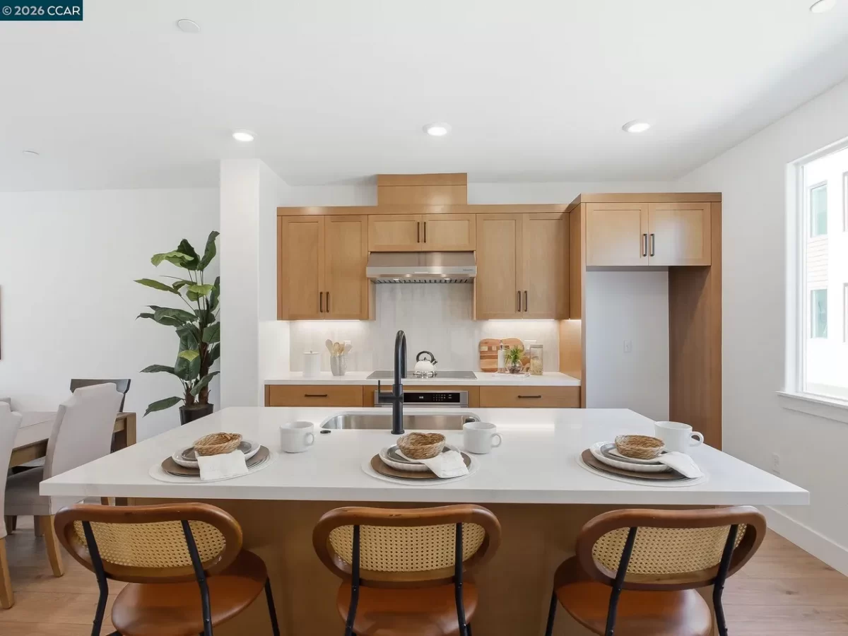 2BR Townhouse for Sale in Santa Clara, CA