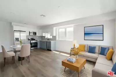 3BR Townhouse for Rent in Los Angeles, CA