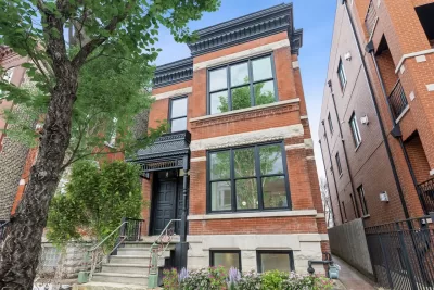 8BR Multi-Family for Sale in Chicago, IL