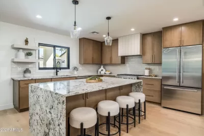 4BR House for Sale in Phoenix, AZ