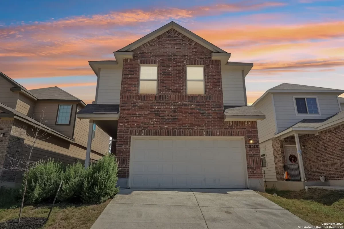 4BR House for Sale in San Antonio, TX