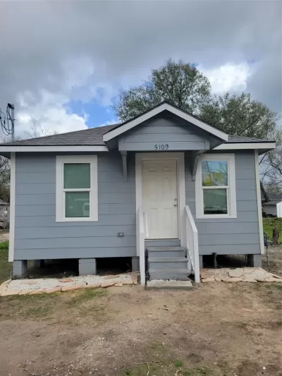 2BR House for Rent in Houston, TX