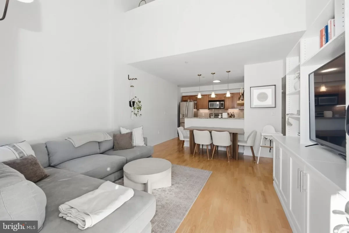 2BR Condo for Sale in Philadelphia, PA
