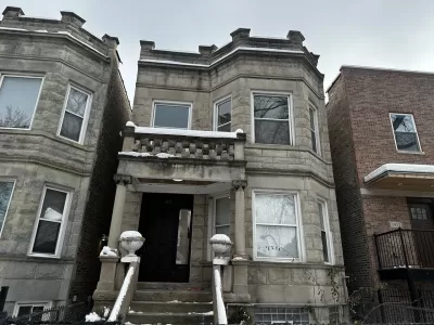 2BR Apartment for Rent in Chicago, IL