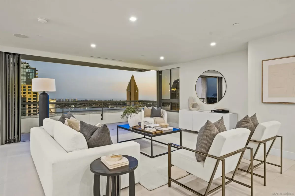 2BR Condo for Sale in San Diego, CA