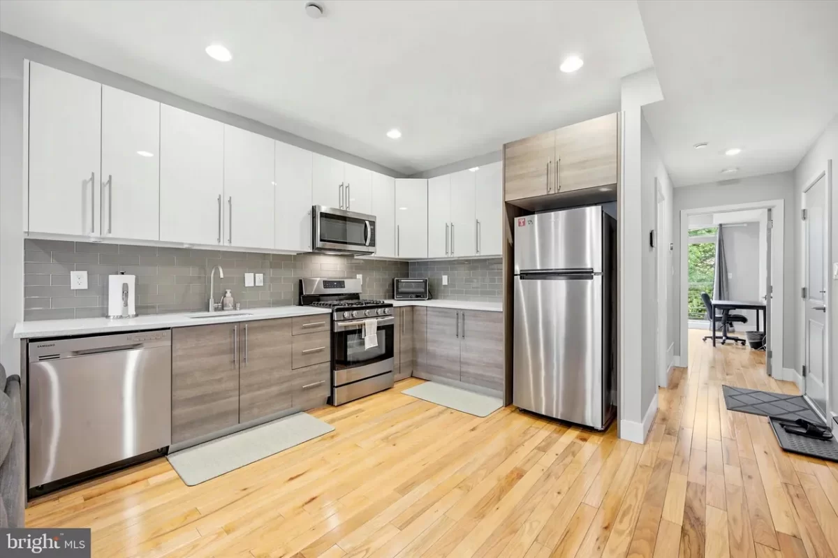 2BR Condo for Sale in Philadelphia, PA