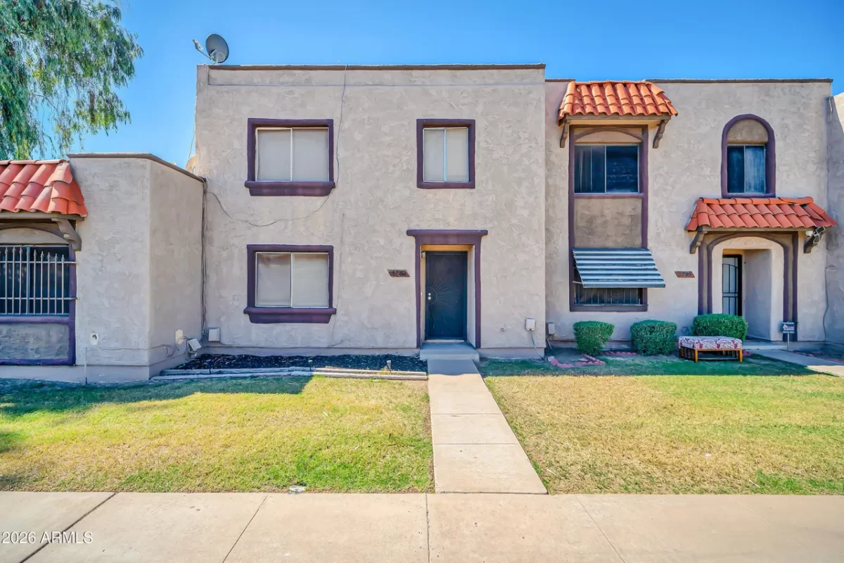 3BR Townhouse for Sale in Glendale, AZ