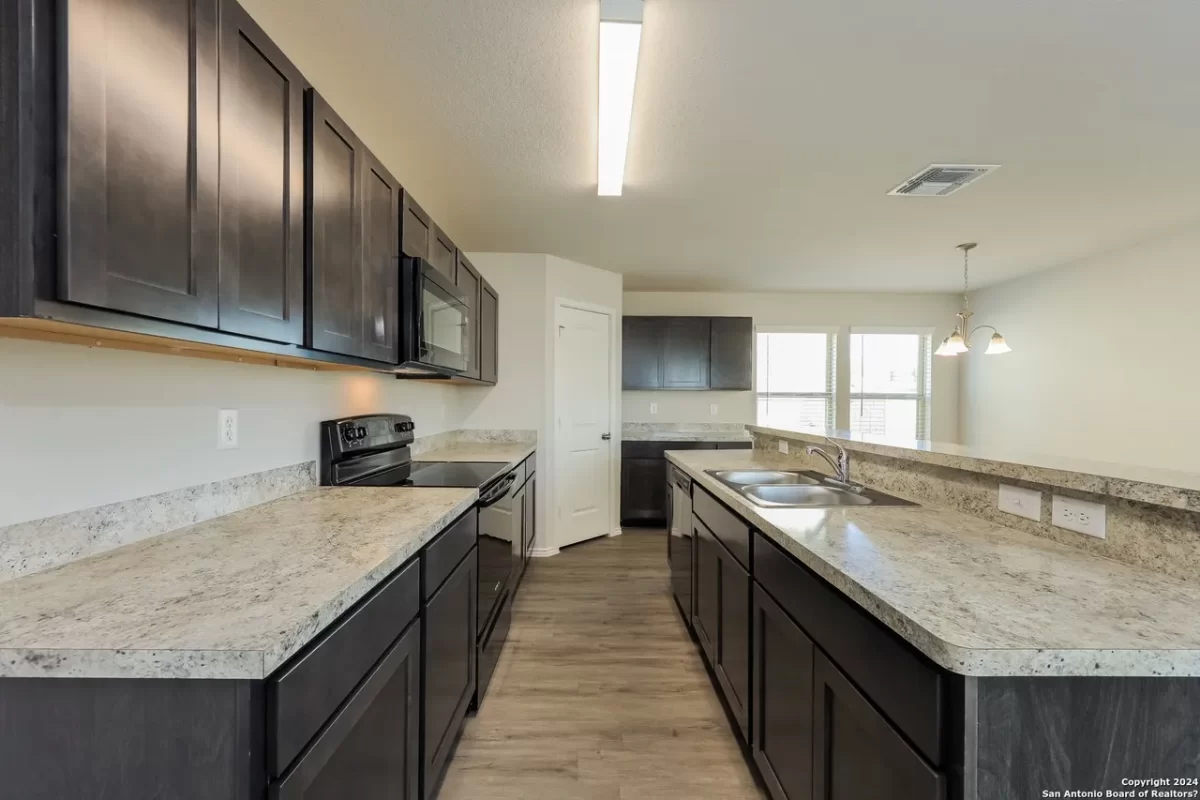 4BR House for Rent in San Antonio, TX