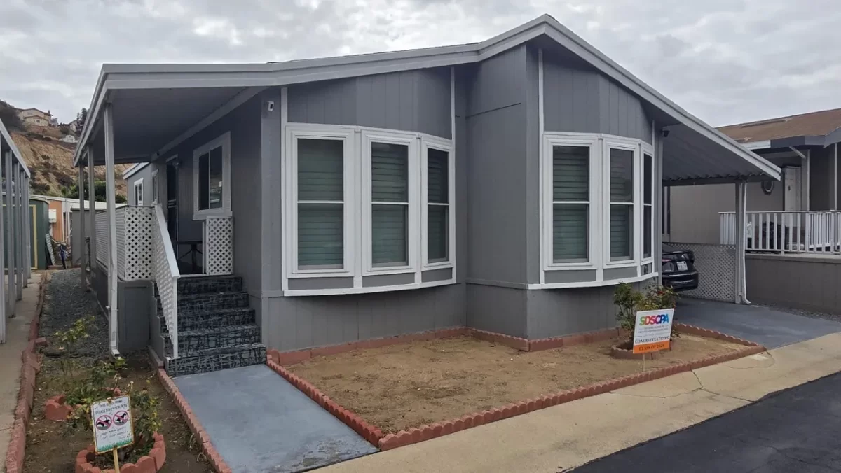 2BR Mobile Home for Sale in National City, CA