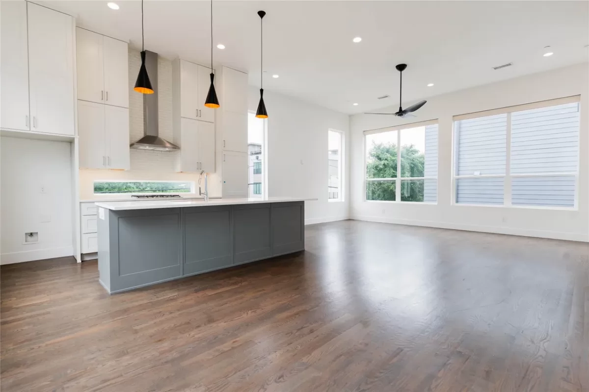 2BR Condo for Sale in Dallas, TX