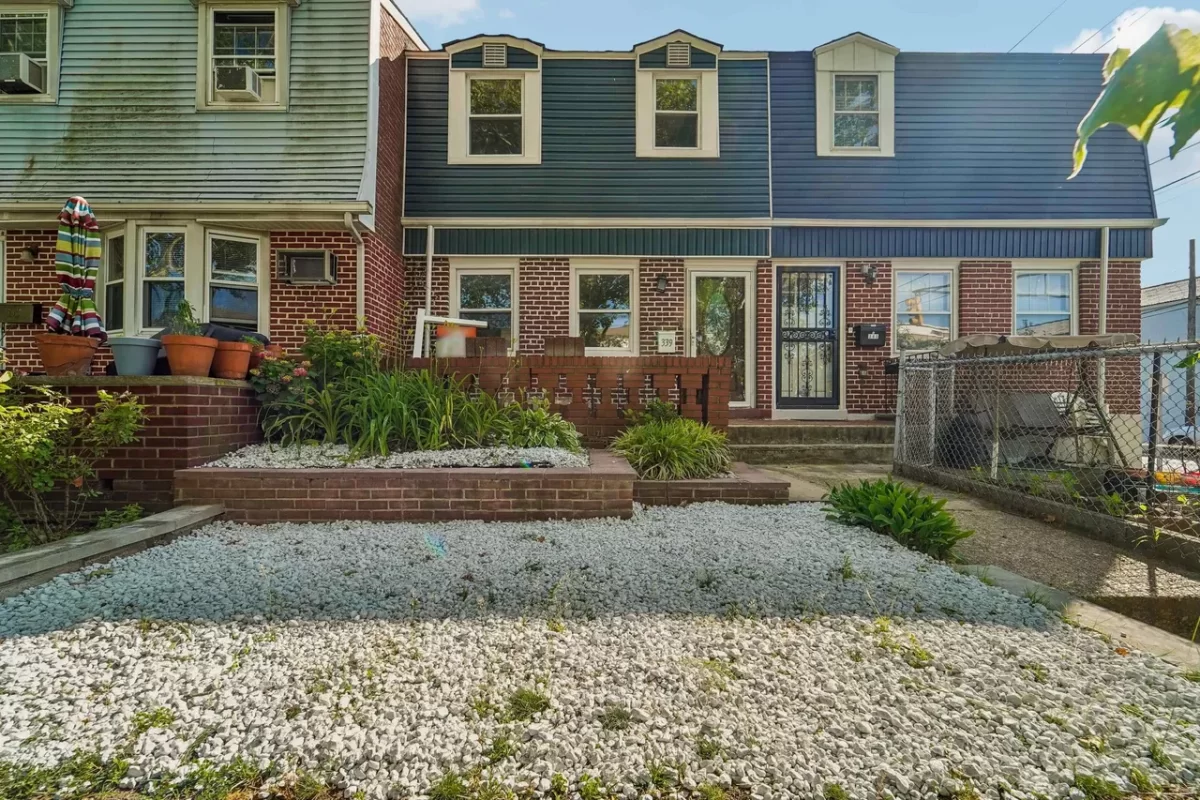 5BR Townhouse for Sale in Jersey City, NJ