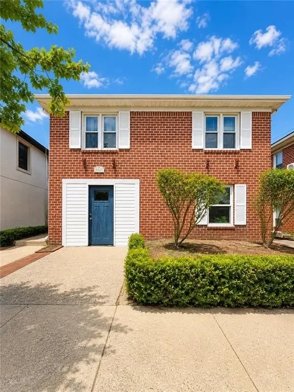 2BR Condo for Sale in Brooklyn, NY