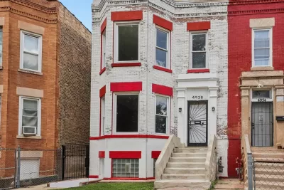 5BR Multi-Family for Sale in Chicago, IL