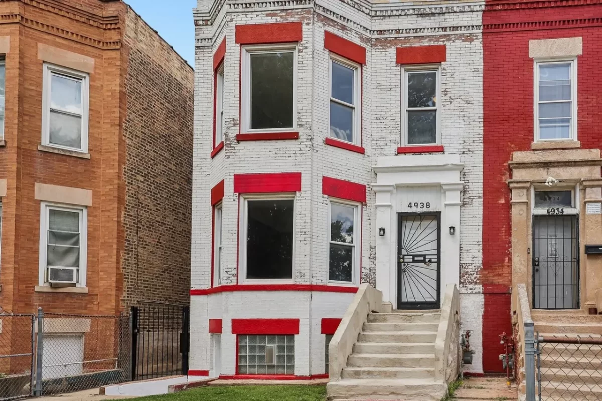 5BR Multi-Family for Sale in Chicago, IL
