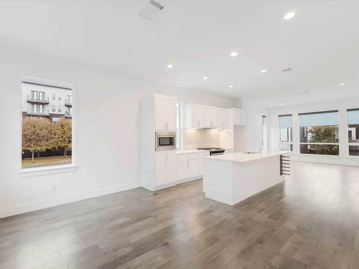 2BR Condo for Sale in Dallas, TX