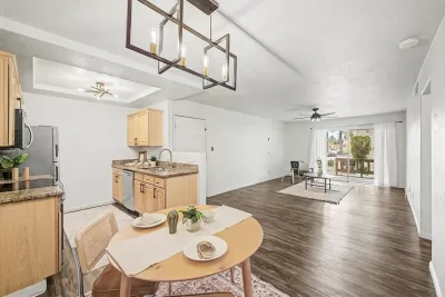 2BR Apartment for Rent in Phoenix, AZ