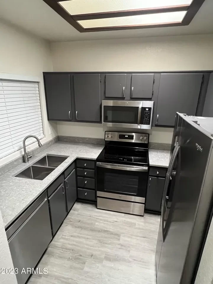 2BR Townhouse for Rent in Glendale, AZ