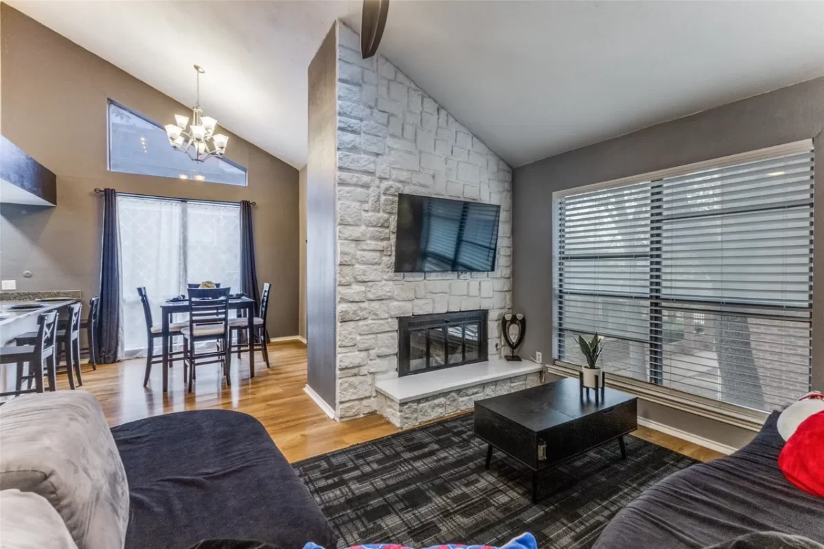 2BR Condo for Rent in Dallas, TX